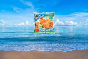 le formine capitan findus Bella spiaggia tropicale mare oceano con nuvola bianca cielo blu e copyspace per il viaggio di piacere nel concetto di vacanza vacanza