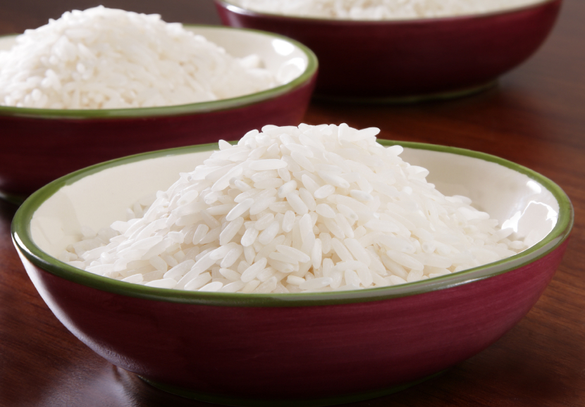 Ciotole di riso bianco