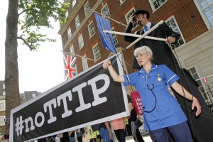 Manifestazione contro l'accordo commerciale tra USA e UE TTIP a Londra - 07/2014
