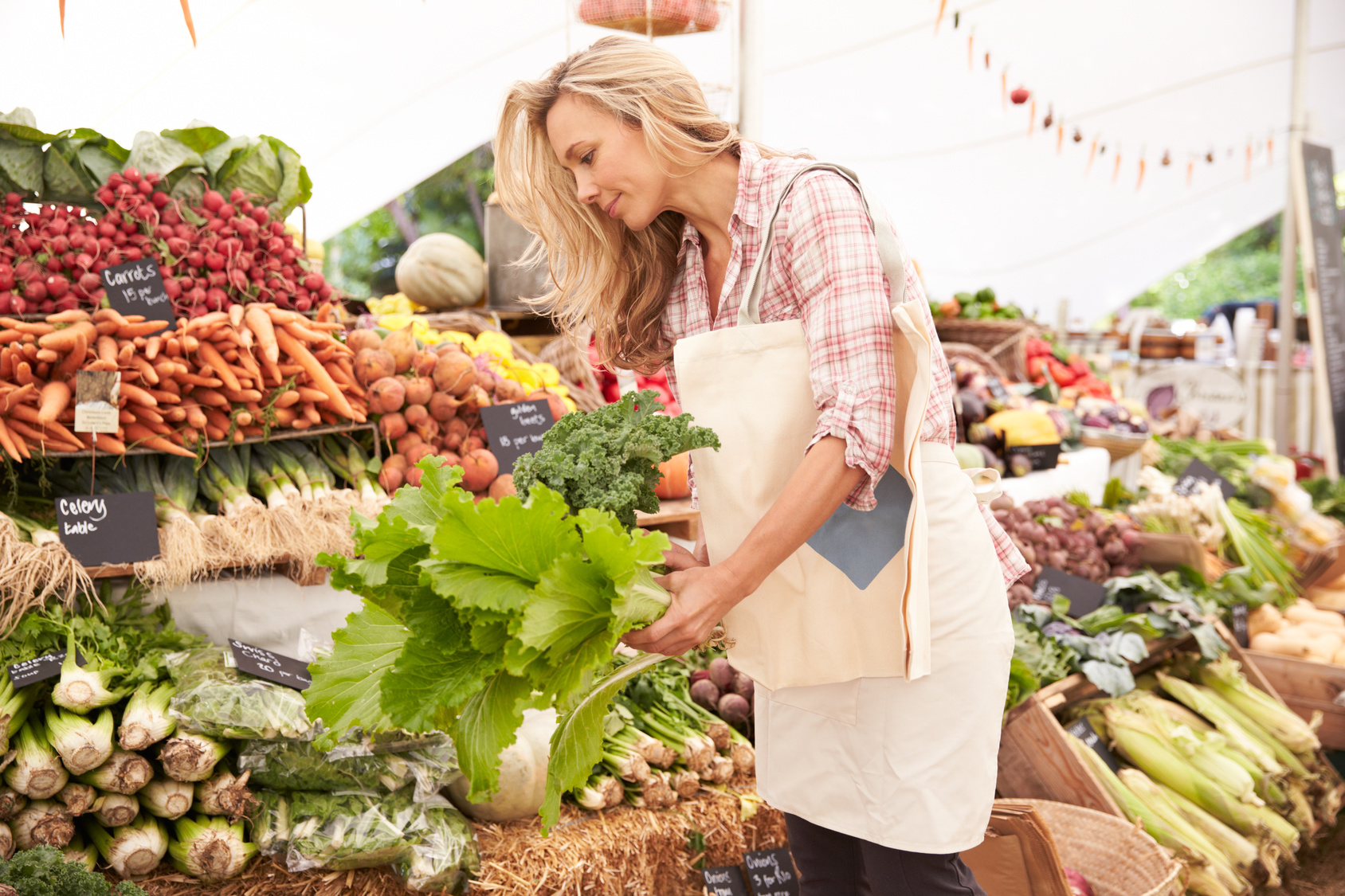 I consigli per tenere puliti borse e shopper per spesa