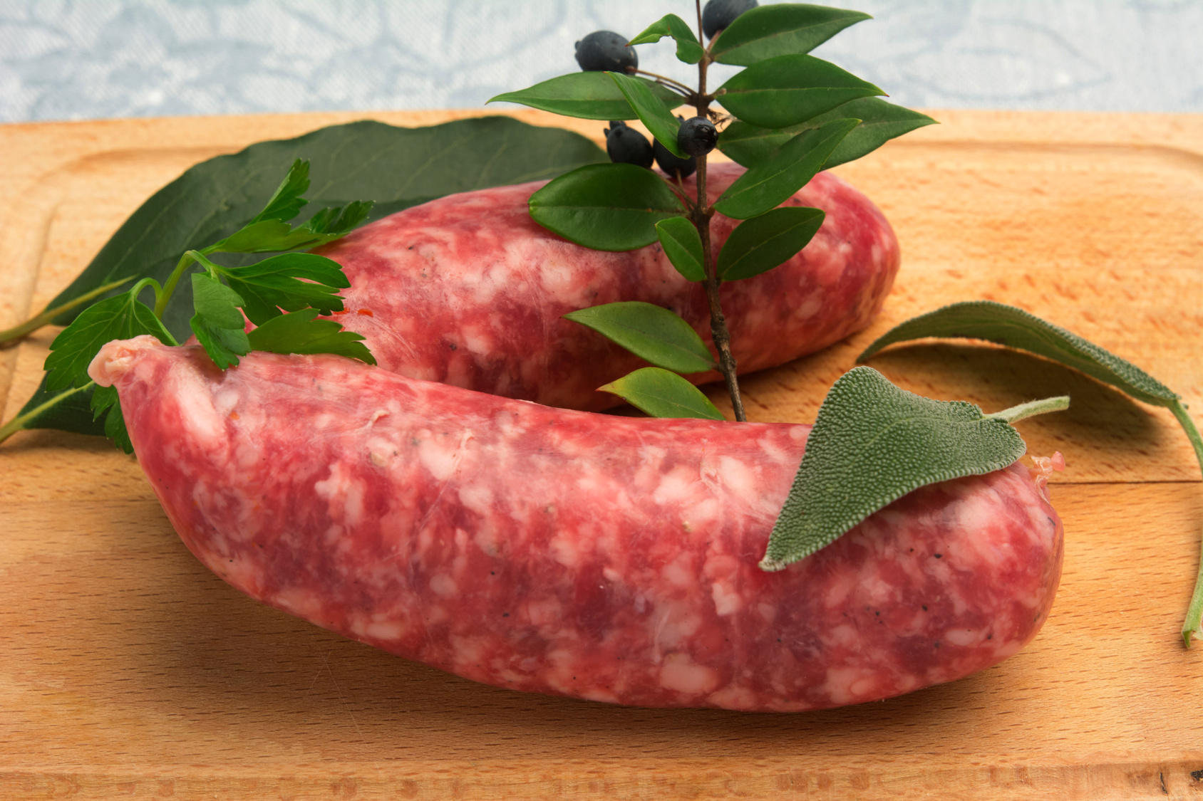 Salsiccia e salsiccia fresca sono due prodotti diveris? Lo spiega il CeIRSA