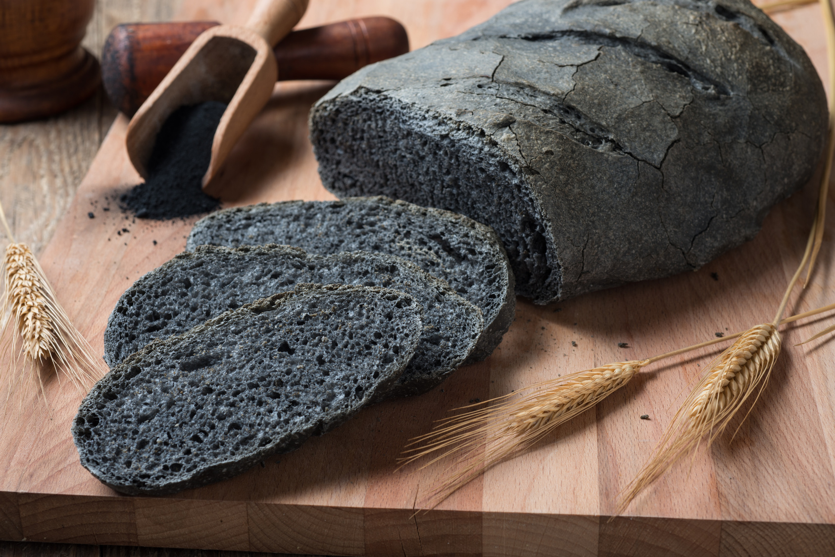 Carbone vegetale nel pane e nei prodotti da forno: fa male?