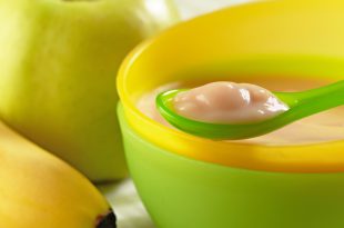 baby food omogeneizzato frutta ciotola plastica