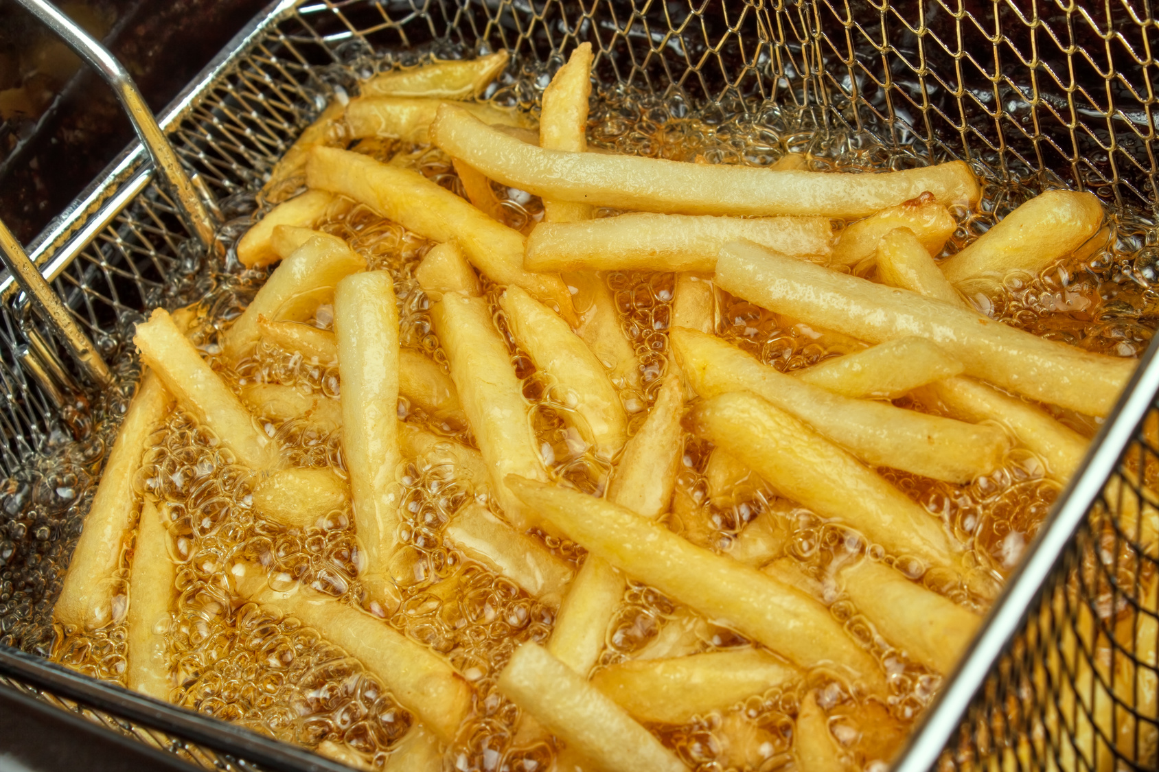 Patatine fritte surgelate: troppi additivi, zuccheri e sale, Lidl tra le  marche migliori del test francese - greenMe