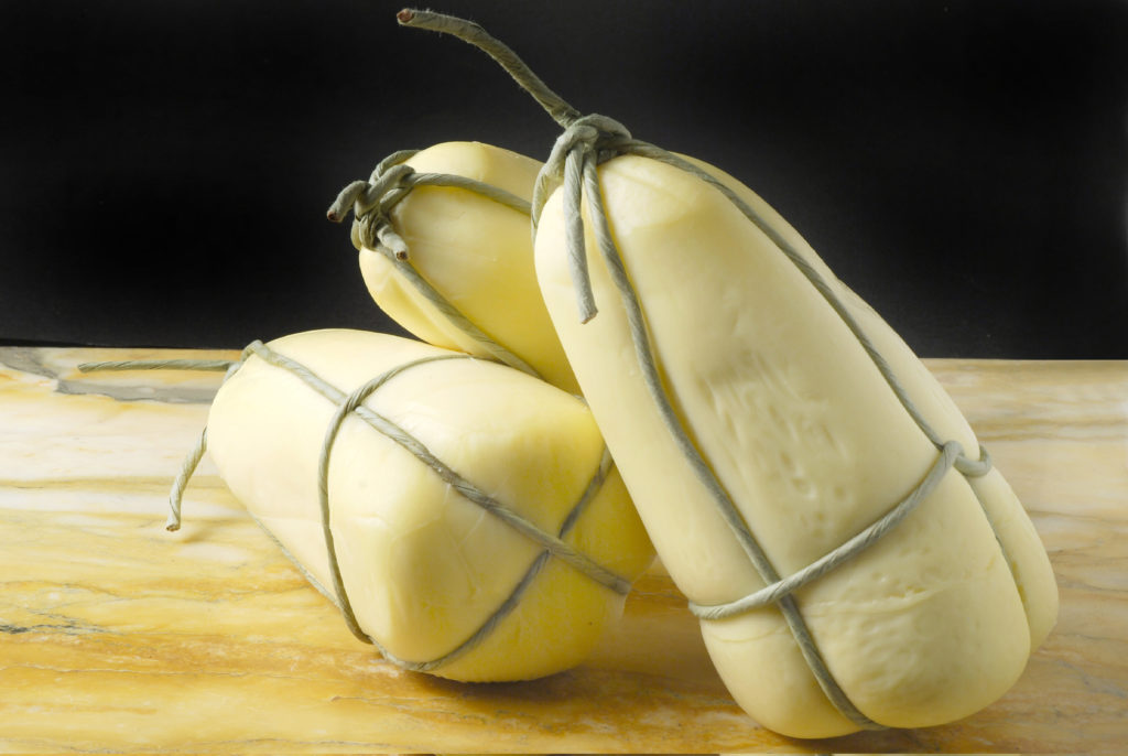 provola calabrese o caciocavallo