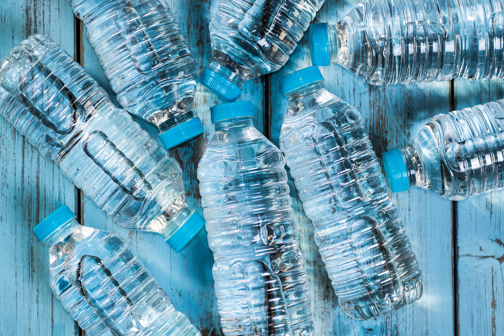 bottiglie acqua minerale plastica
