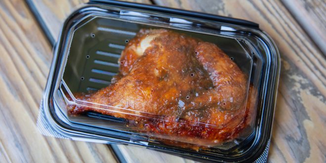plastica pollo imballaggio packaging carne piatti pronti interferenti endocrini ftalati