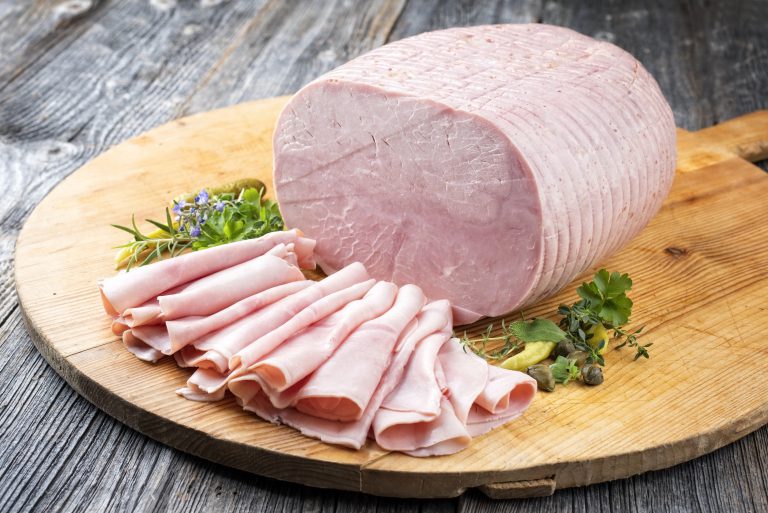 Prosciutto cotto, il prezzo oscilla da 9 a 40 €/kg