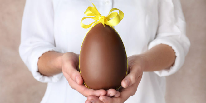 uovo di pasqua cioccolato cacao