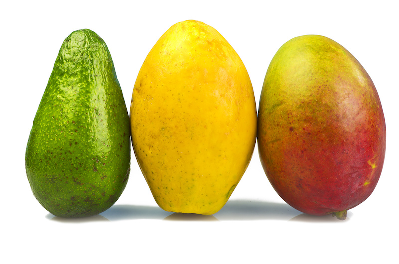 Da sinistra: avocado, papaia, mango; Concept: frutta tropicale