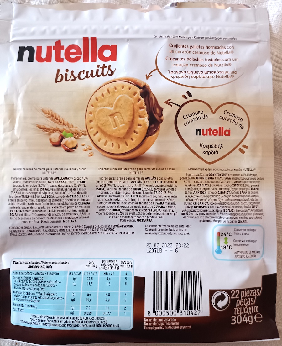 Nutella Biscuits venduti senza l'etichetta in italiano