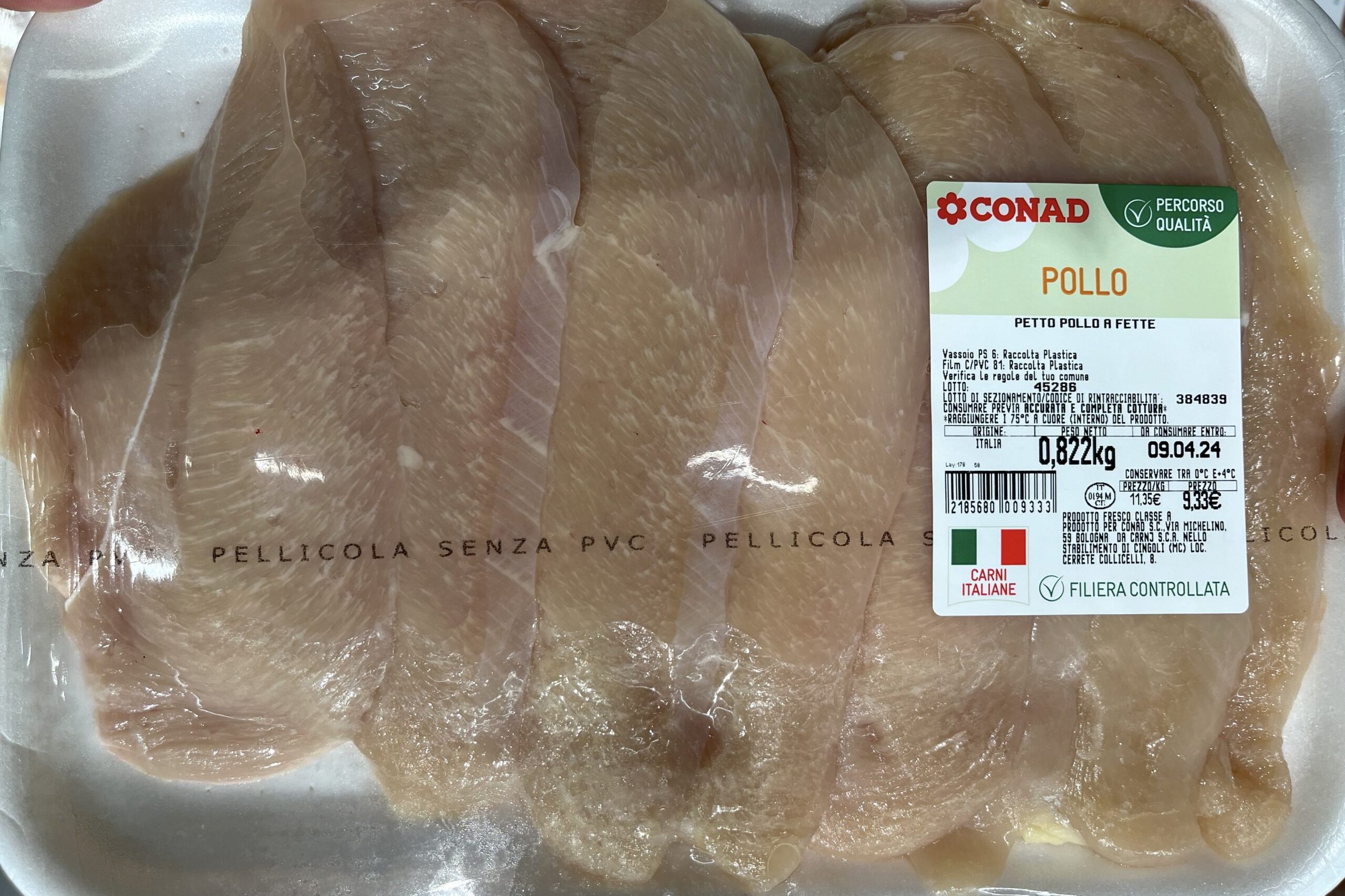 Petto di pollo a fette Conad con white striping 04.2024