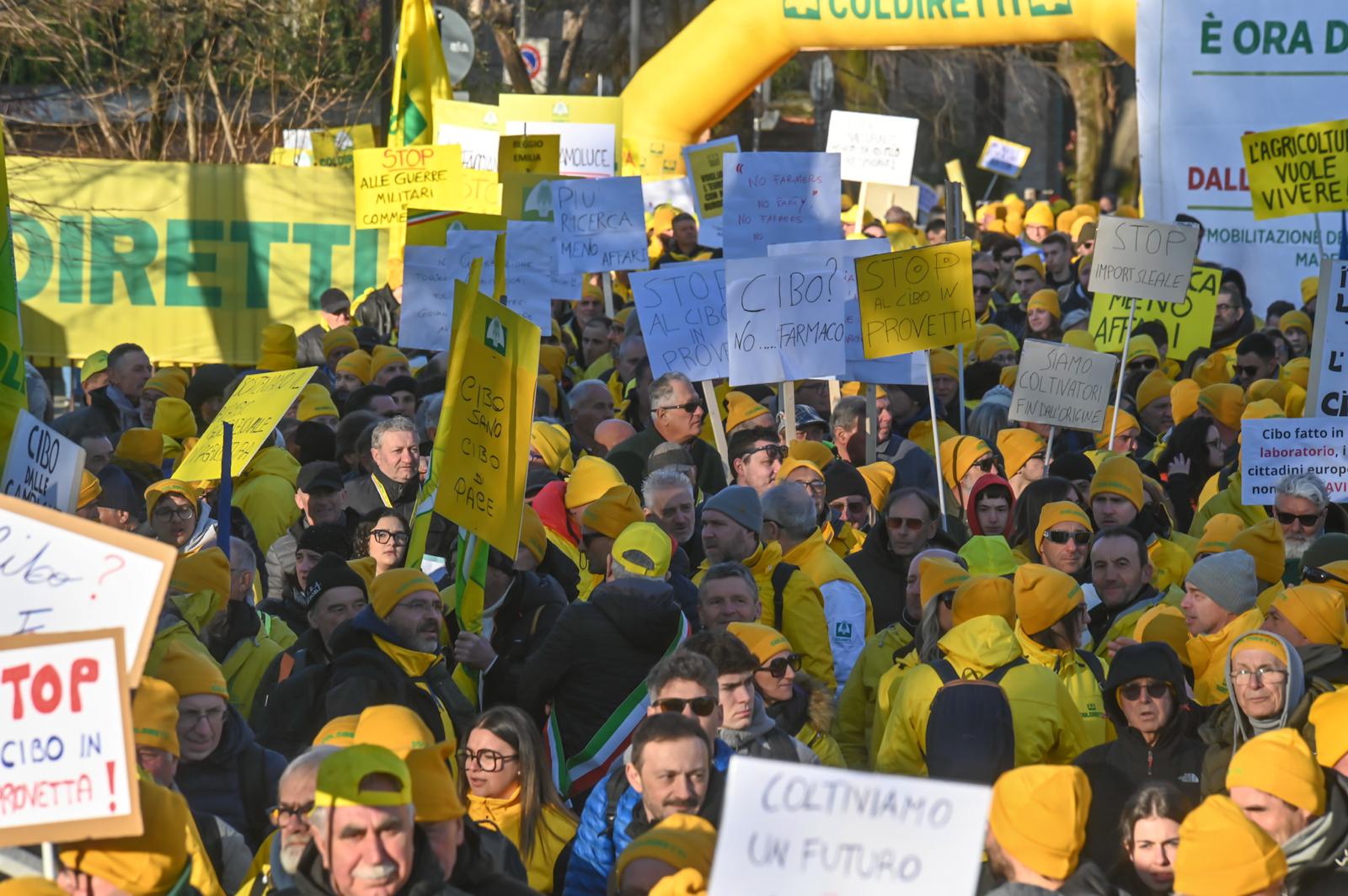 Coldiretti manifestazione Parma EFSA 19.03.2025