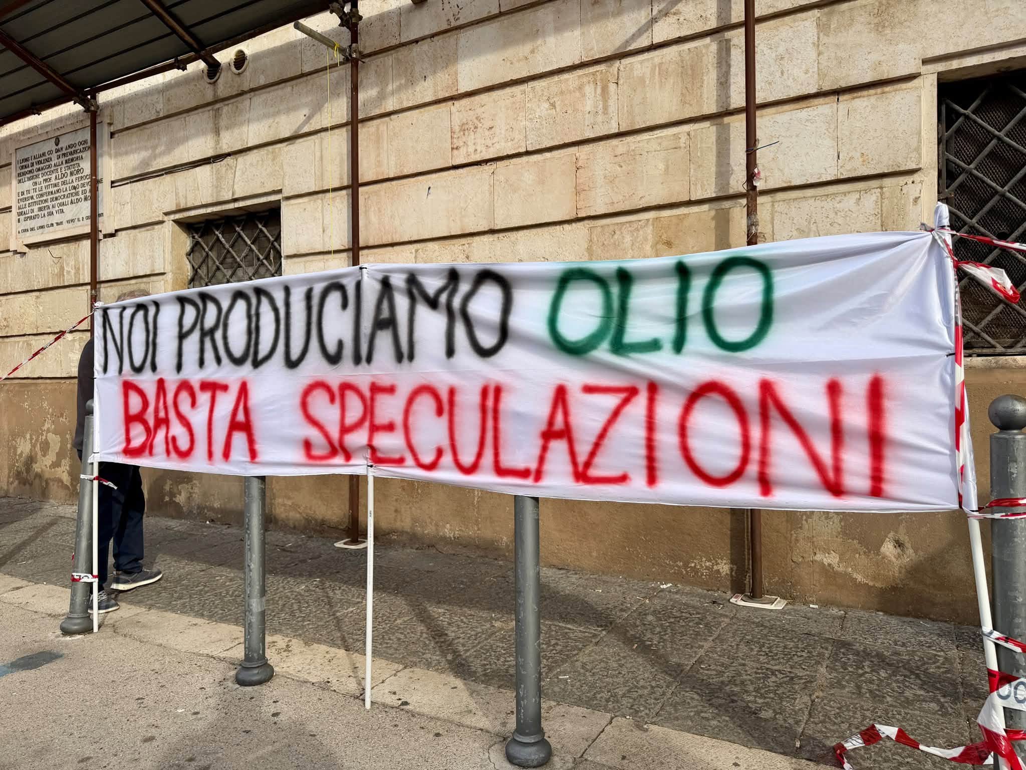 Proteste olivicoltori Orgoglio Olivicolo 10.2026